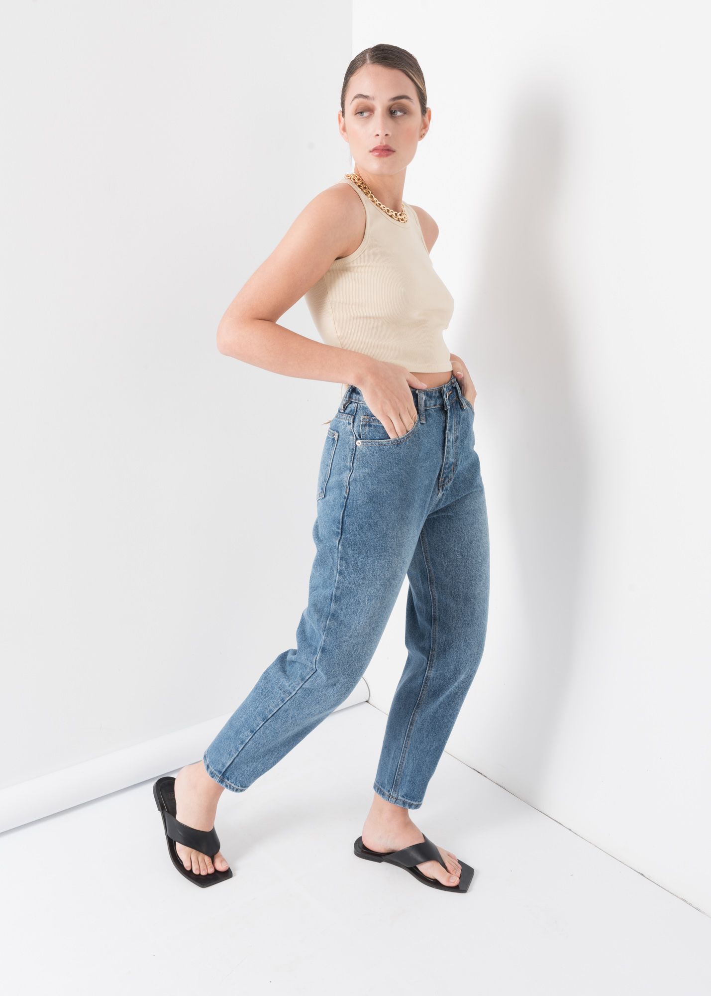 MOM FIT HIGH-WAISTED JEANS | LE CLUB ELLE | Le Club Elle